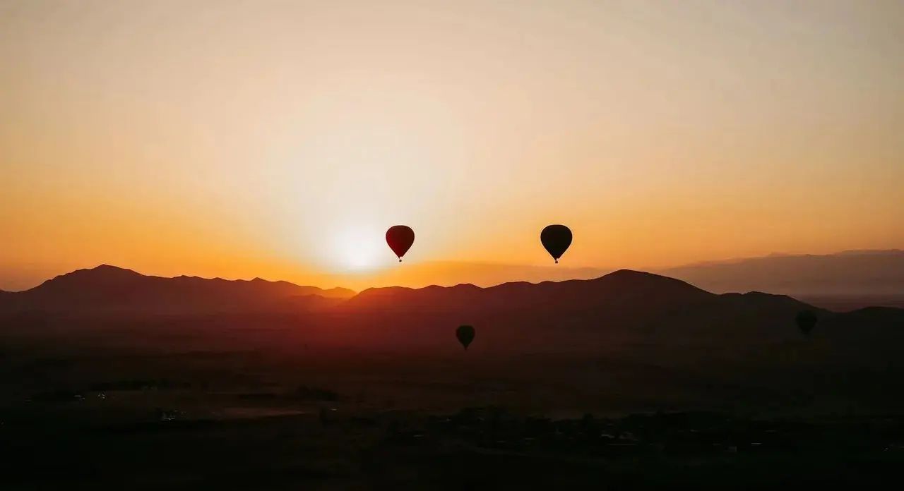 Agadir & Taghazout: Sunrise Hot Air Balloon Experience photo 4